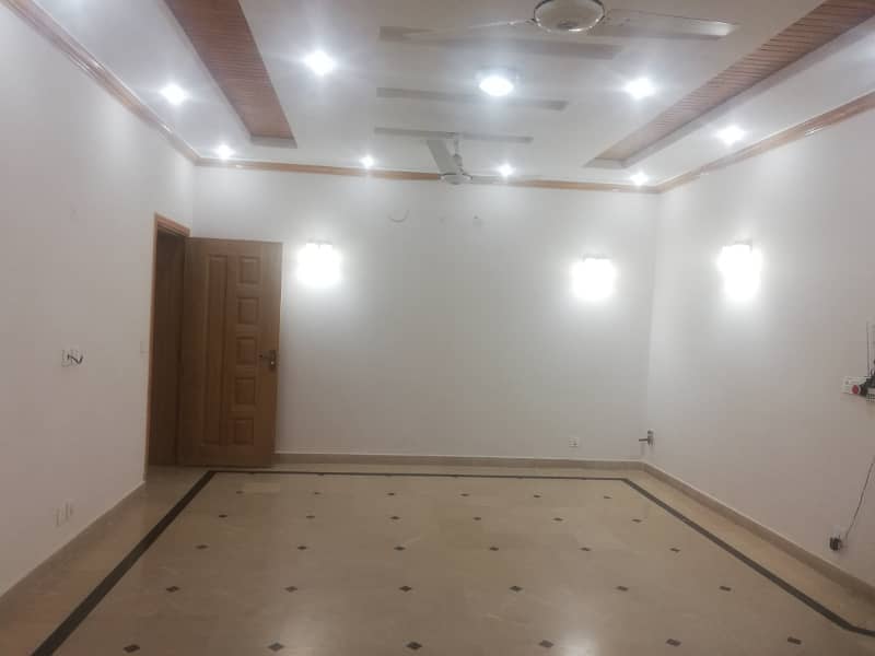 8 MARLA UPPER PORTION FOR RENT IN SECTOR B BAHRIA TOWN LAHORE 1