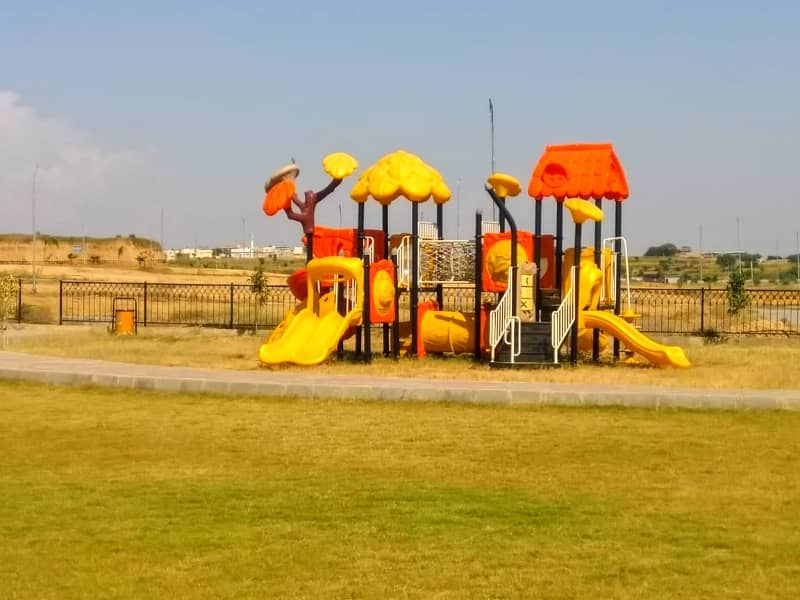 9 Marla Residential Plot Available In PECHS Near Mumtaz City New Airport Islamabad 4