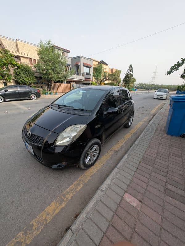 Toyota Vitz 2005 1