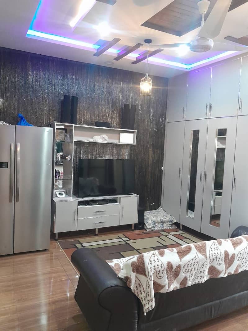 Beautiful Single Story House With Basement For Sale! 1