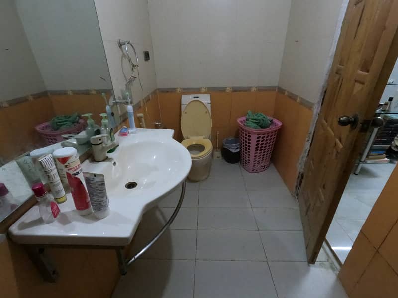 200 YDS GROUND +1 HOUSE FOR SALE DEFENCE VIEW Available For Sale In Defence View Society 9