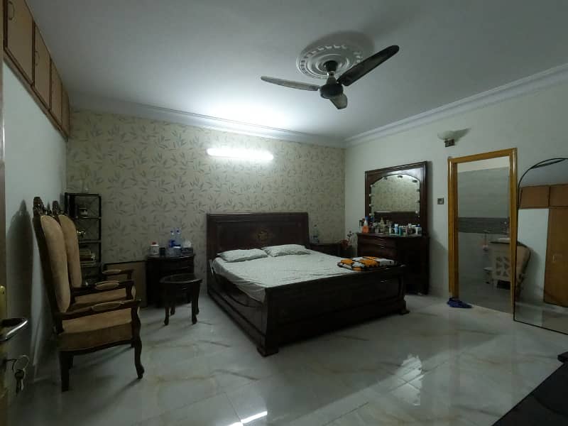 200 YDS GROUND +1 HOUSE FOR SALE DEFENCE VIEW Available For Sale In Defence View Society 12
