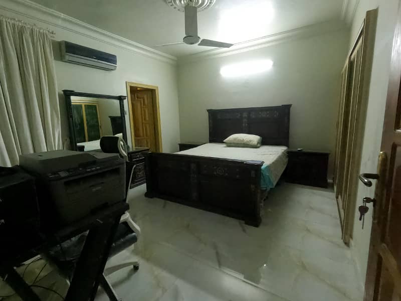 200 YDS GROUND +1 HOUSE FOR SALE DEFENCE VIEW Available For Sale In Defence View Society 15