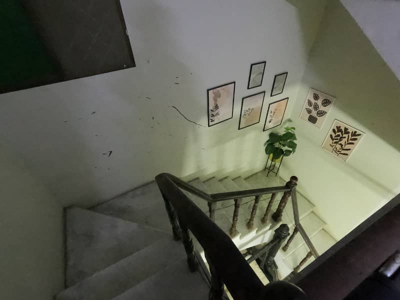 200 YDS GROUND +1 HOUSE FOR SALE DEFENCE VIEW Available For Sale In Defence View Society 19