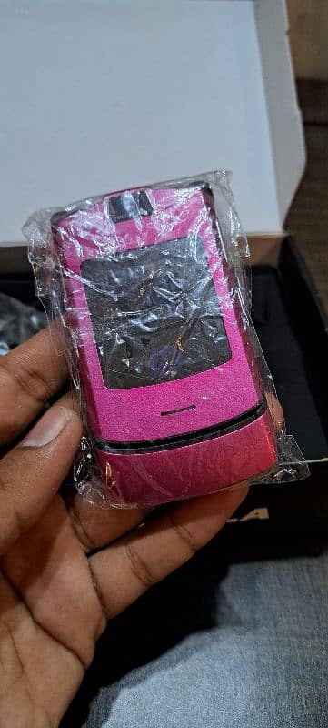 Motorolla Razr V3i 2005 - Lahore 0
