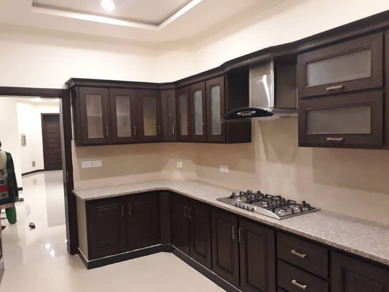 Upper Portion 4 Bedroomttach Washroom 14 Marla Size 40x80 Islamabad G 13 4