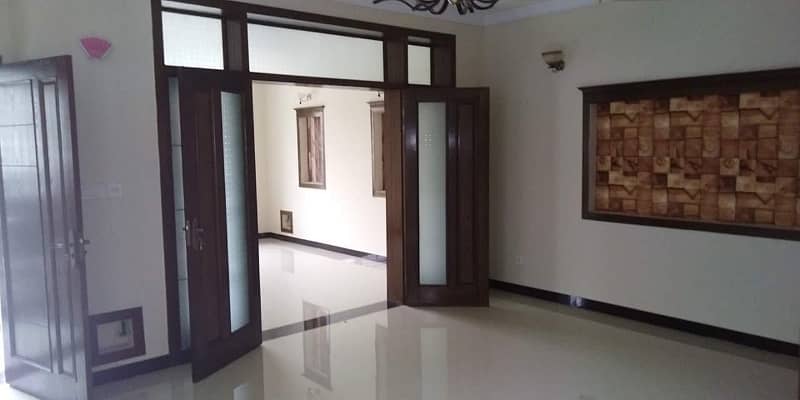Upper Portion 4 Bedroomttach Washroom 14 Marla Size 40x80 Islamabad G 13 12
