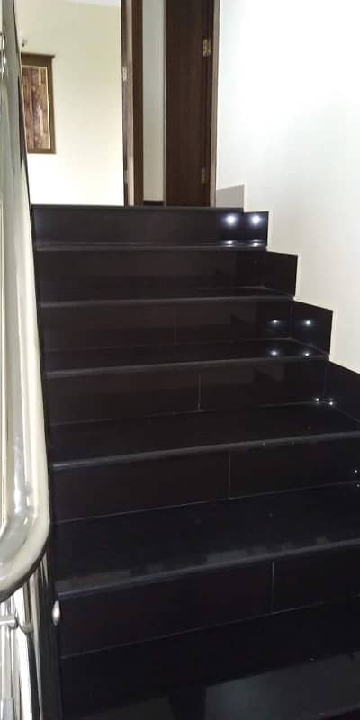 Upper Portion 4 Bedroomttach Washroom 14 Marla Size 40x80 Islamabad G 13 15