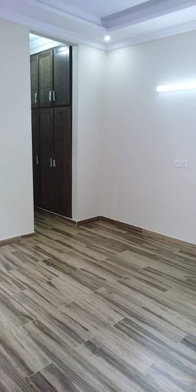 Upper Portion 4 Bedroomttach Washroom 14 Marla Size 40x80 Islamabad G 13 17