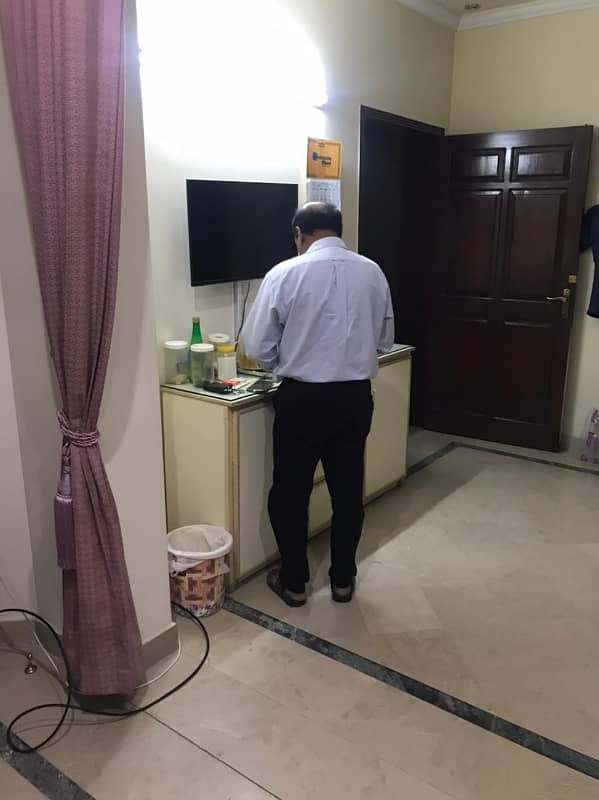 Fully Furnished Room Available For Rent in DHA Phase 3 7