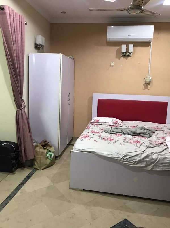 Fully Furnished Room Available For Rent in DHA Phase 3 9