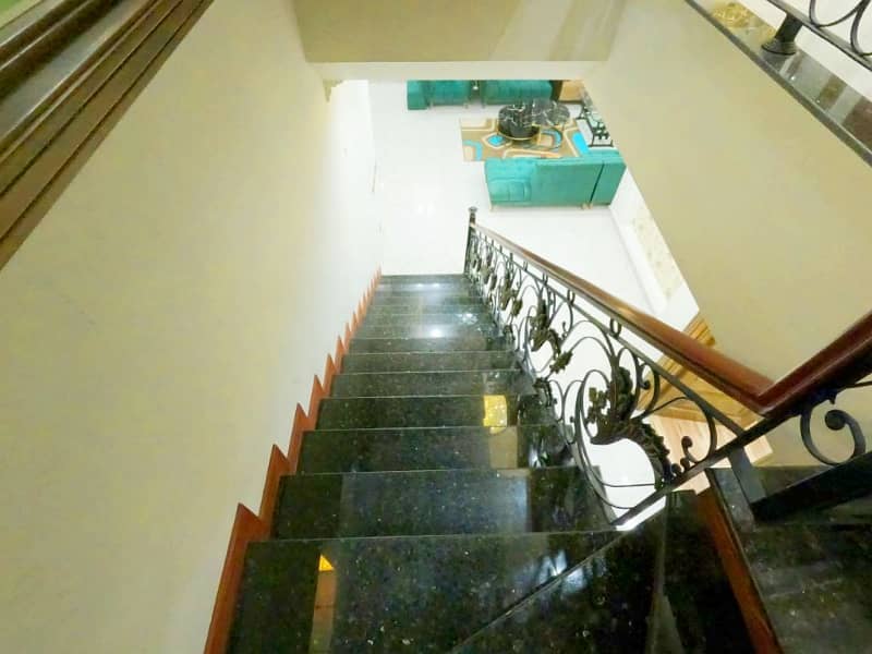 Reserve A Centrally Located House In Aabpara Coop Housing Society 24