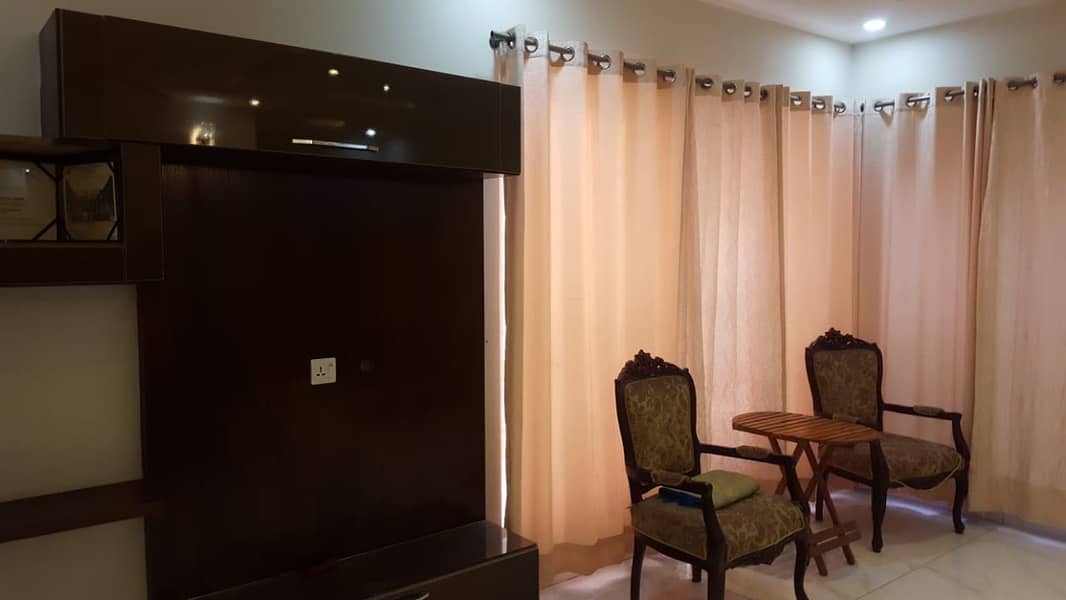1 Kanal Lavish Furnished Basement Portion In DHA Phase 5 Near Sports Complex 9