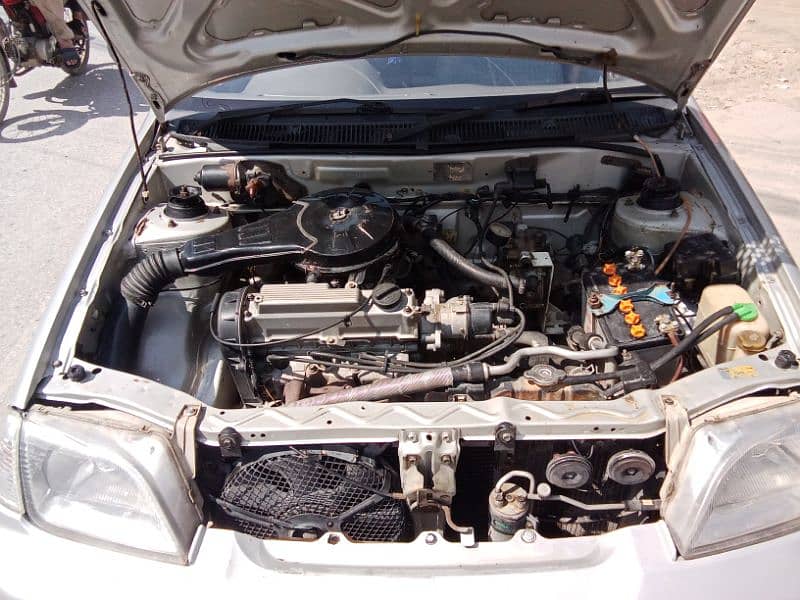 Suzuki Cultus 2004 4
