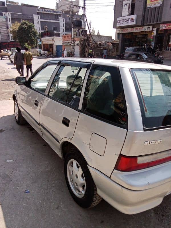Suzuki Cultus 2004 9