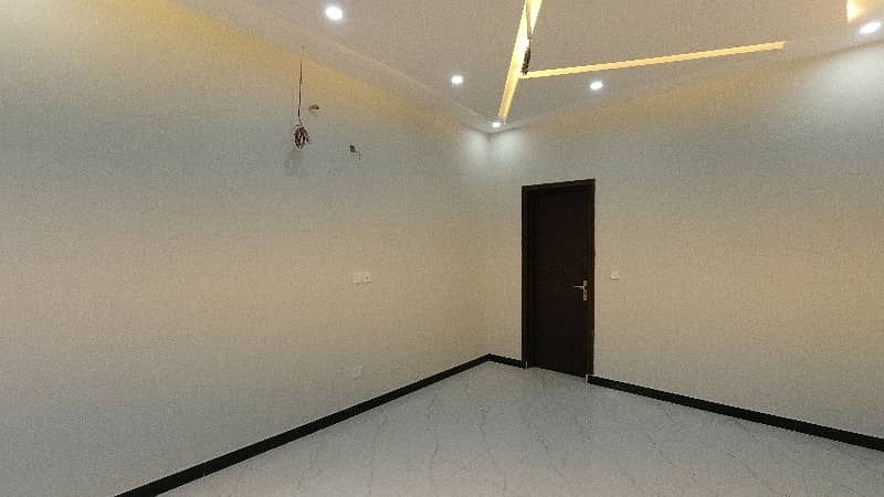 Buy A Prime Location House Of 10 Marla In Formanites Housing Scheme 11