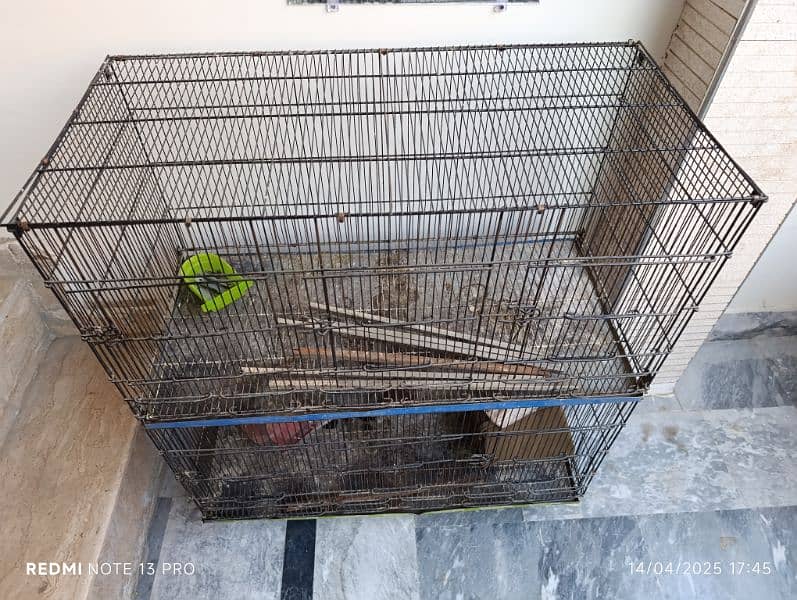 3 cages for sale good condition 5