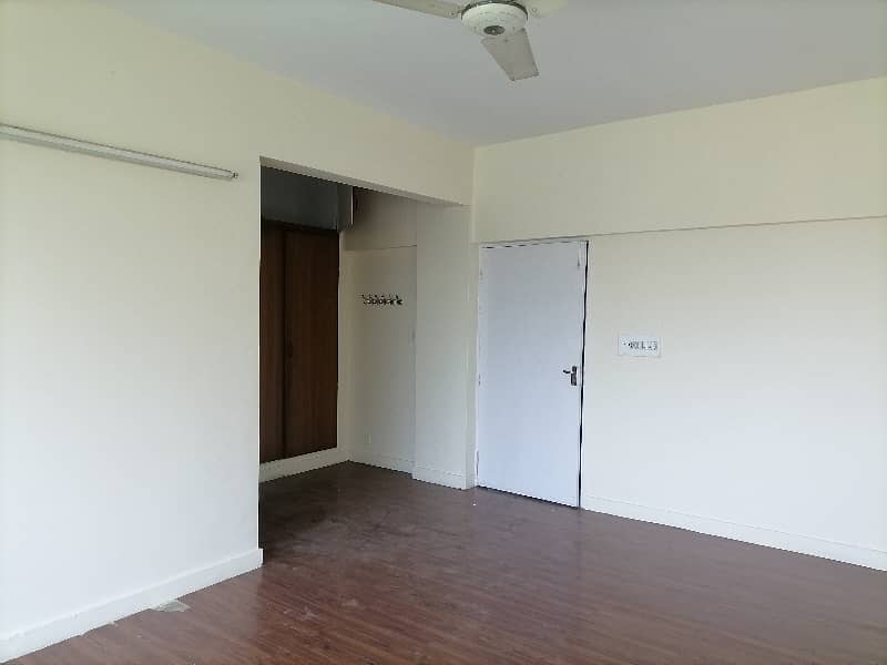10 Marla Flat For Sale In Askari 4