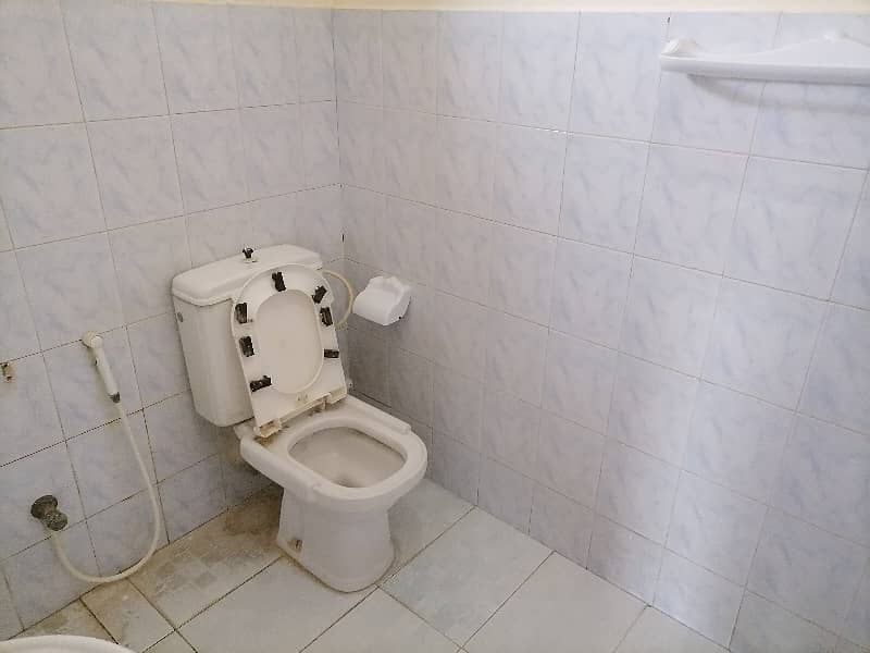 10 Marla Flat For Sale In Askari 12