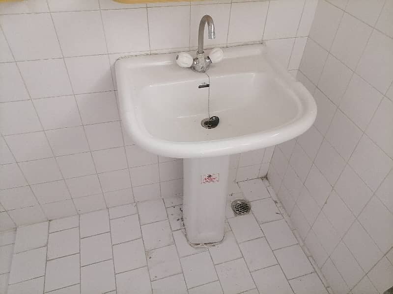 10 Marla Flat For Sale In Askari 3