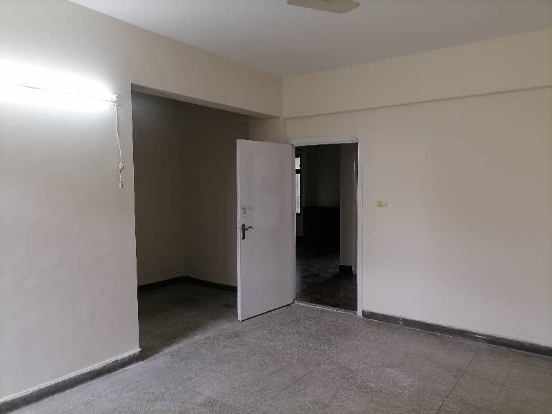 Unoccupied Flat Of 10 Marla Is Available For Sale In Askari 4