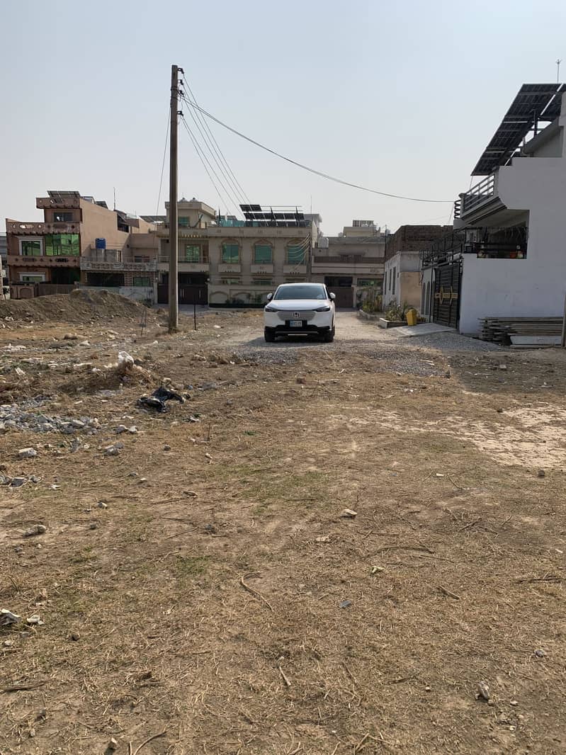 Block B Street 9d Gas Sector Plot On Investor Rate Just 3 Plots Left Very Prime Location With Few Extra Land 0