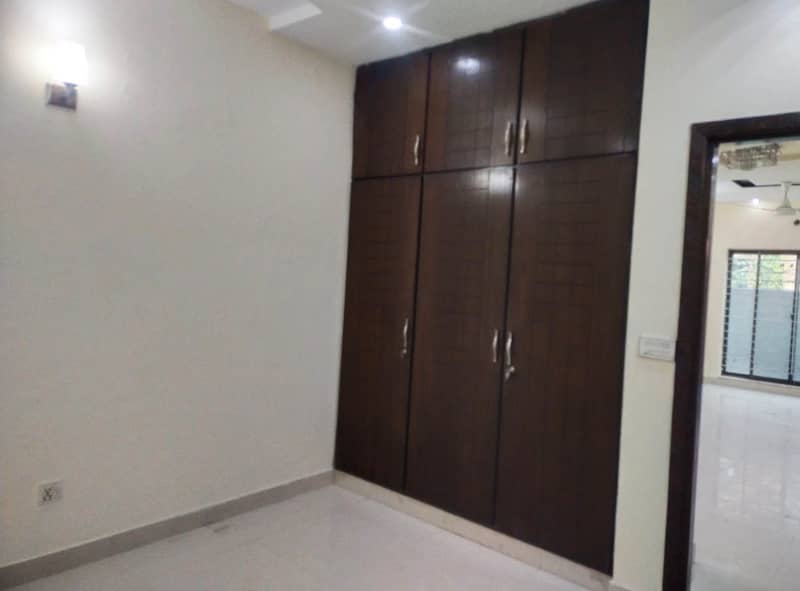 05 Marla Beautiful Independent House Available For Rent In DHA Phase 5, D Block Lahore Cantt. 11
