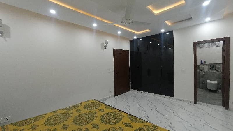 Your Search Ends Right Here With The Beautiful House In Divine Gardens - Block A At Affordable Price Of Pkr Rs. 55000000 7
