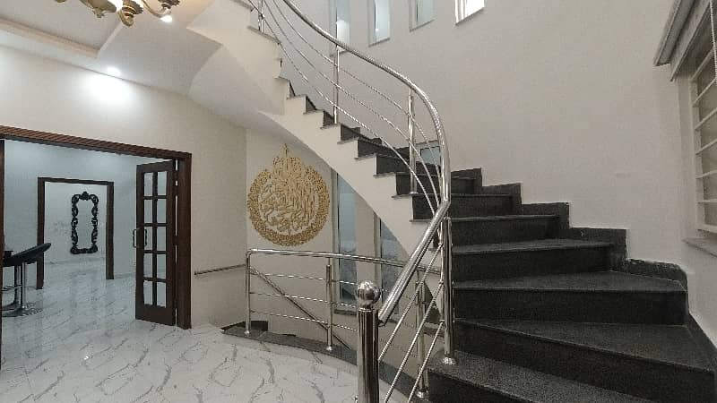 Your Search Ends Right Here With The Beautiful House In Divine Gardens - Block A At Affordable Price Of Pkr Rs. 55000000 11