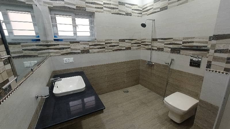 Your Search Ends Right Here With The Beautiful House In Divine Gardens - Block A At Affordable Price Of Pkr Rs. 55000000 18