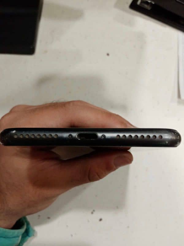 i phone 8 plus Non PTA 3