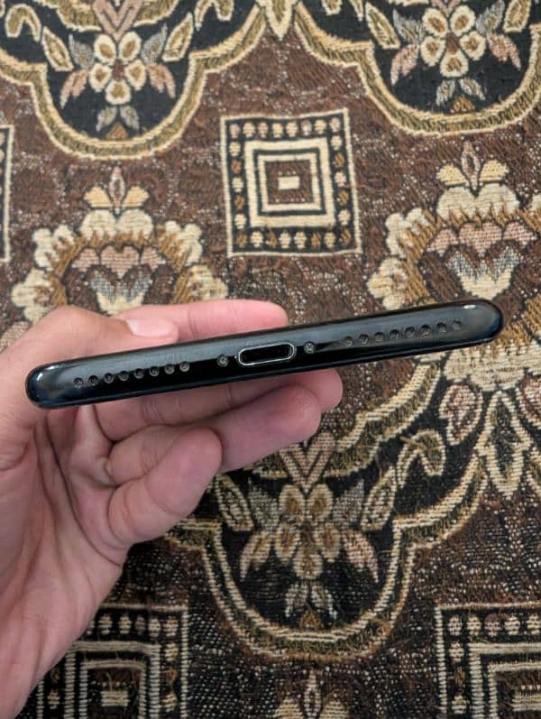 iPhone 7 Plus Official PTA 128 GB 3