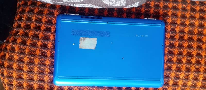 HP pavilion 15 i5 7th gen 1