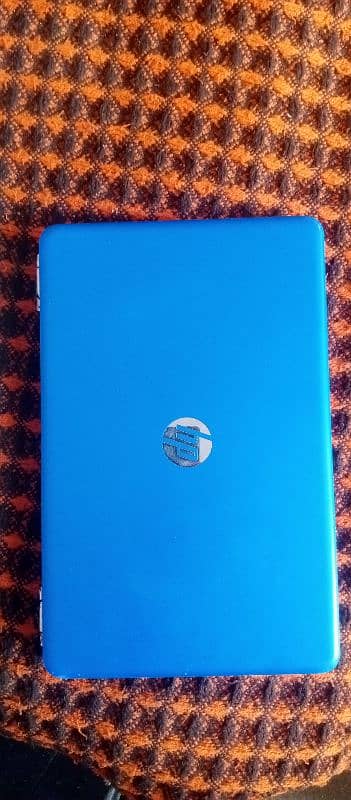 HP pavilion 15 i5 7th gen 3