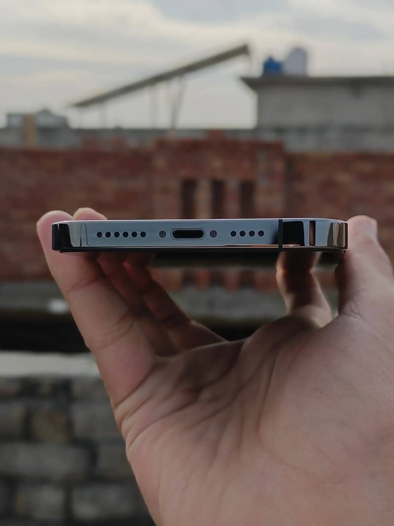 iPhone 12 Pro Max 256gb non pta jv 7