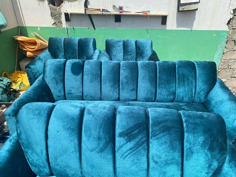 new sofa 7 seater with used table 2