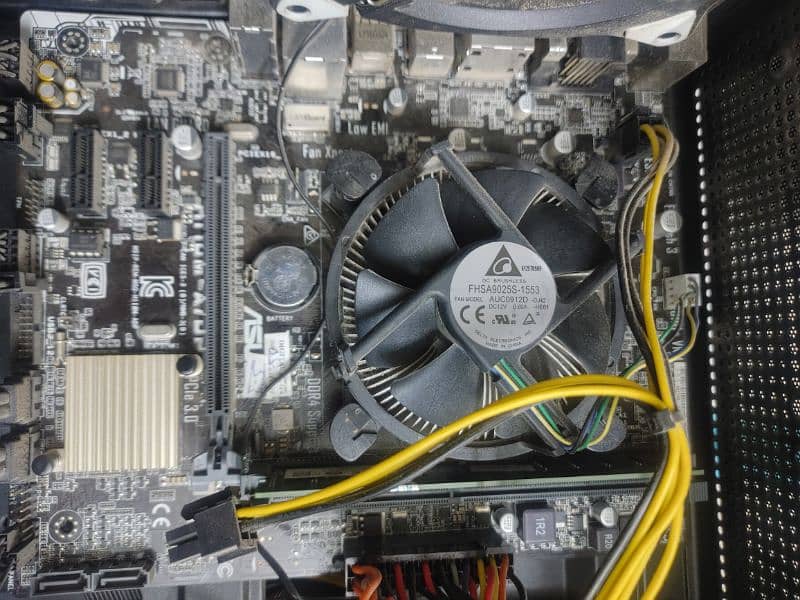 Gaming PC for sale with complete setup 1
