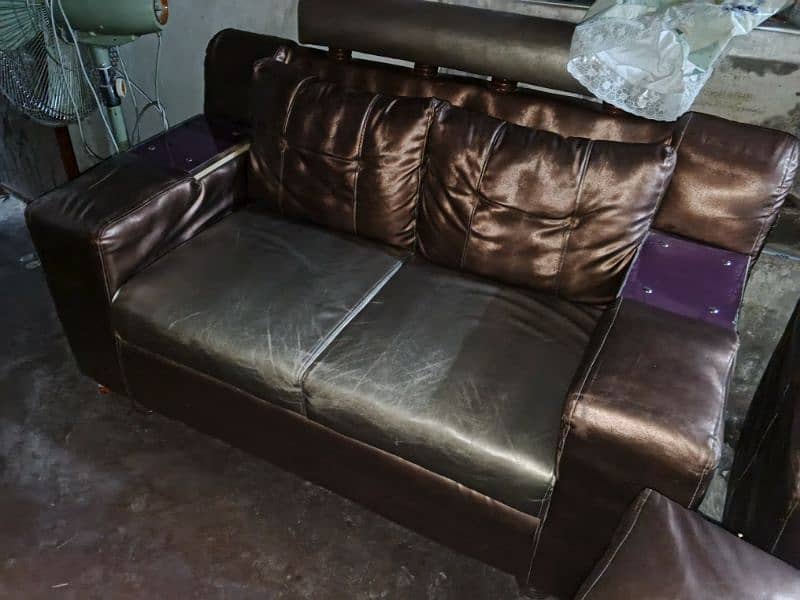 sofa set Kam istamal Howa ha 0