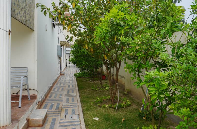 2 Kanal Double Storey LDA Approved House For Sale In Chinar Bagh Housing Society Raiwind Road Lahore Demand 650 Lac 12