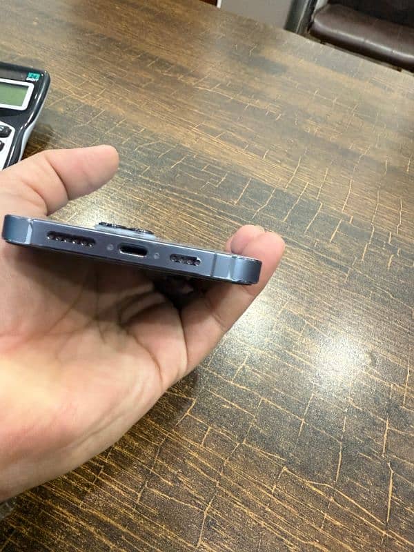 I Phone 13 Pro Max 5
