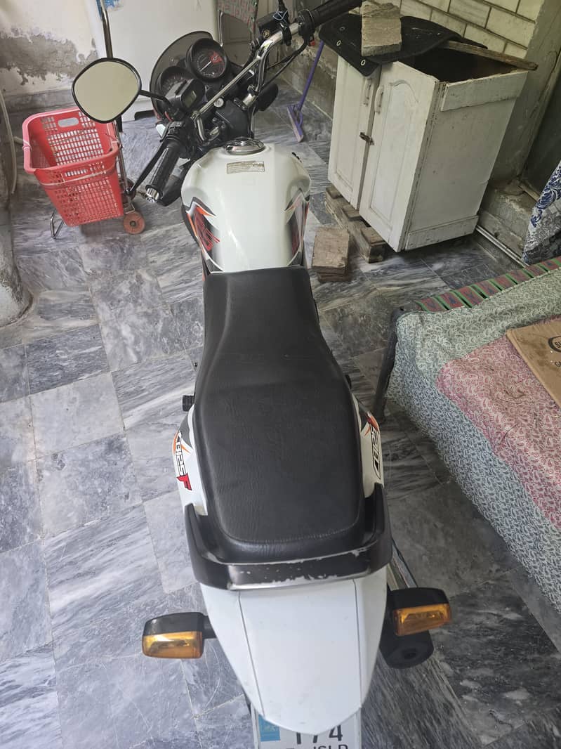 Honda CB 125F 2024 2