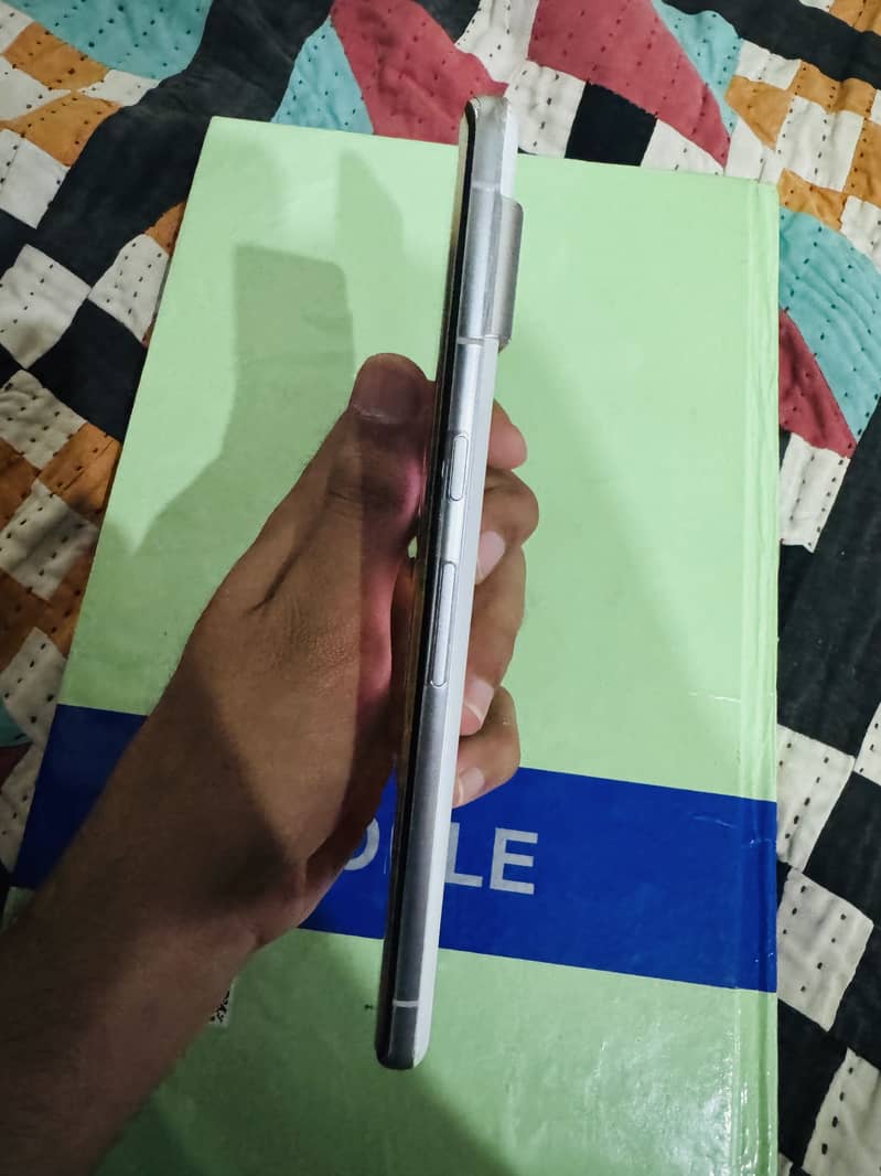 Google Pixel 7 pro/ Urgent sell 4
