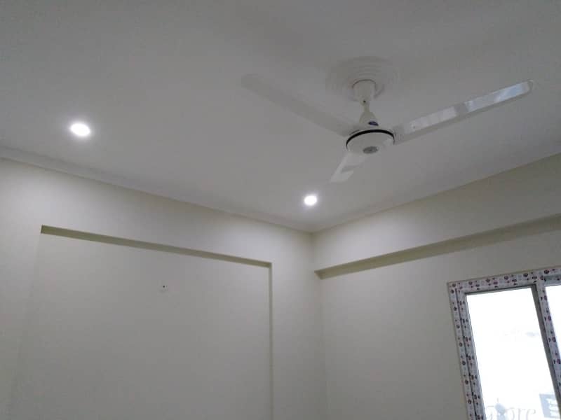 Triple Storey Bungalow Available For Rent Grabs In 240 Square Yards In Karachi 2