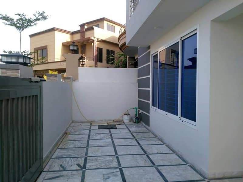 5 Bedroom Ground Plus Besmint G 14/3 Location 8 Marla Size 3060 Available 3