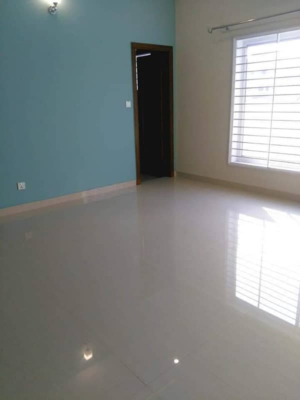5 Bedroom Ground Plus Besmint G 14/3 Location 8 Marla Size 3060 Available 7