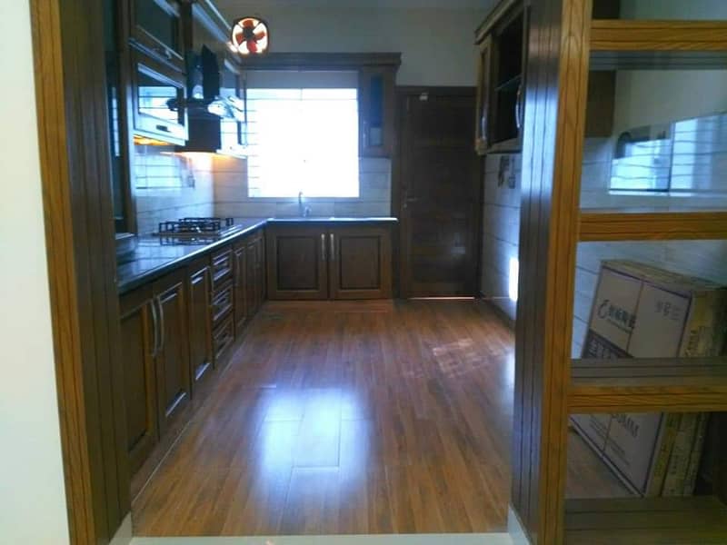 5 Bedroom Ground Plus Besmint G 14/3 Location 8 Marla Size 3060 Available 11