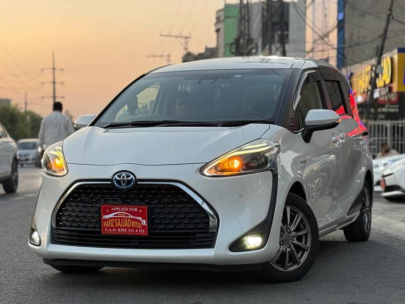 Toyota Sienta 2019 1