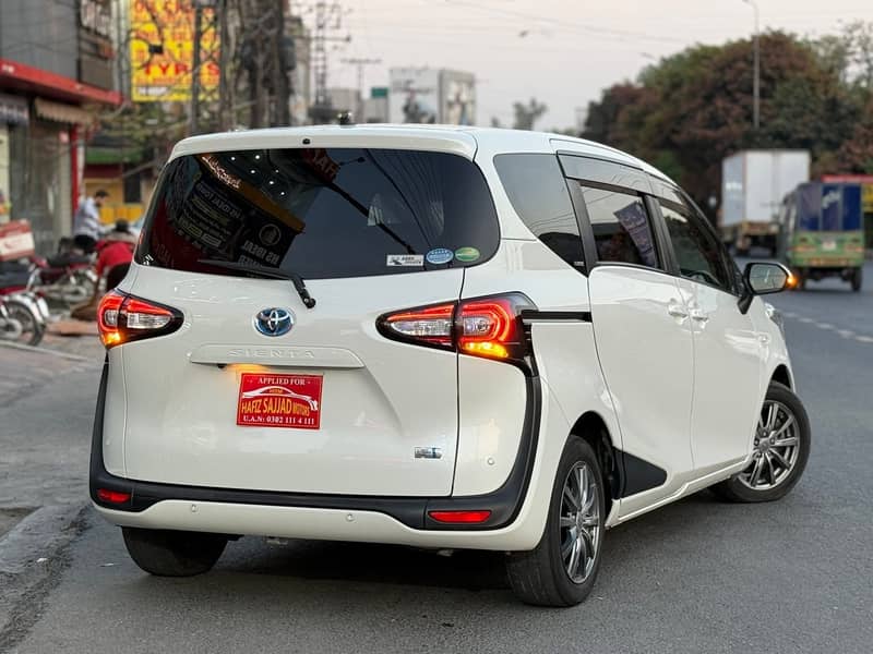 Toyota Sienta 2019 10