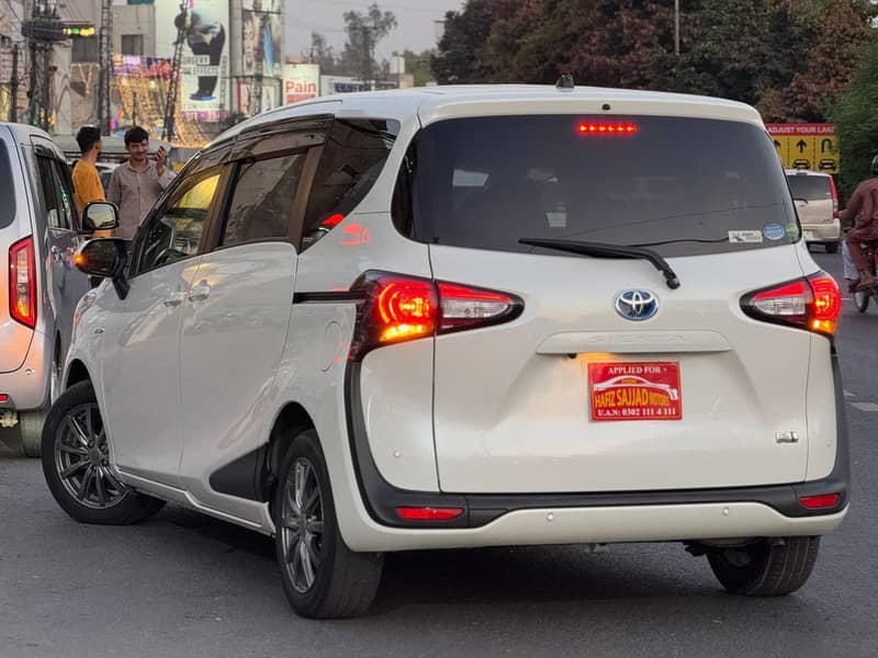 Toyota Sienta 2019 11