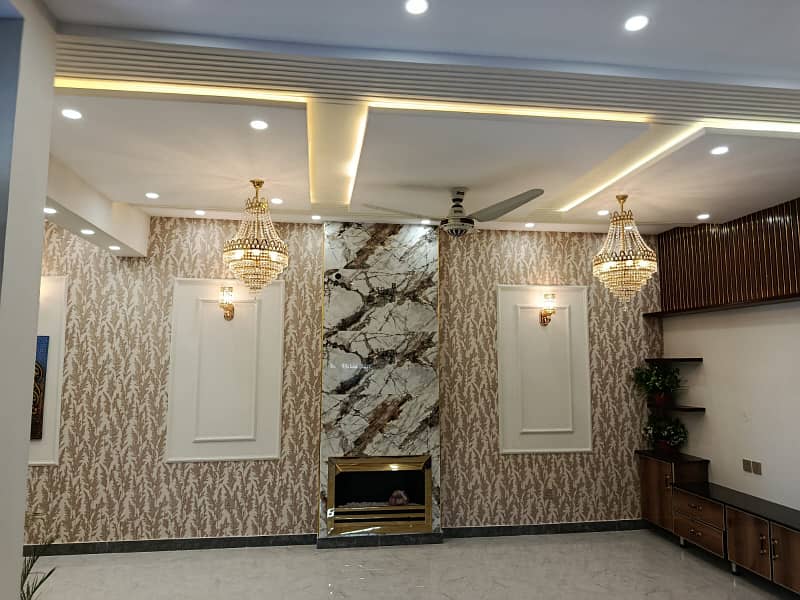 10 MARLA HOUSE AVAILABLE FOR RENT 4